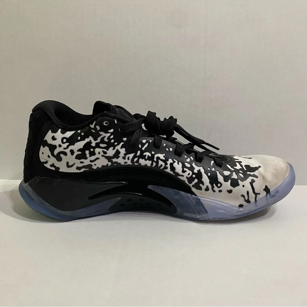 👟Nike, Jordan, Zion 3, Men Size 8 Sneakers
